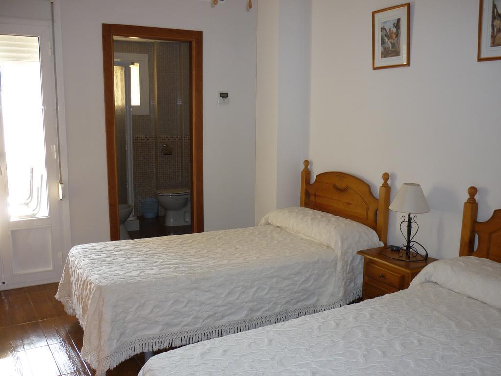 Hotel Las Flores Tolox Zimmer foto